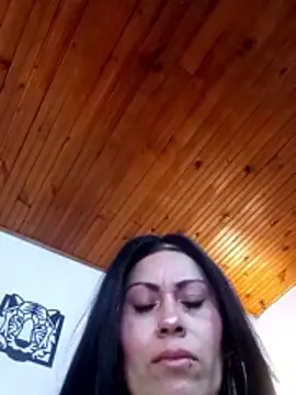 Snapshot of Tania_mature chatting on May 6, 2026, 5:18 pm Tania mature online show from May 6, 2026, 5:18 pm