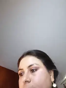 Snapshot of violeta_campbell chatting on June 24, 2026, 6:07 pm violeta campbell online show from June 24, 2026, 6:07 pm