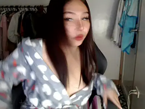 urqueendominant online show from February 26, 2025, 6:58 am