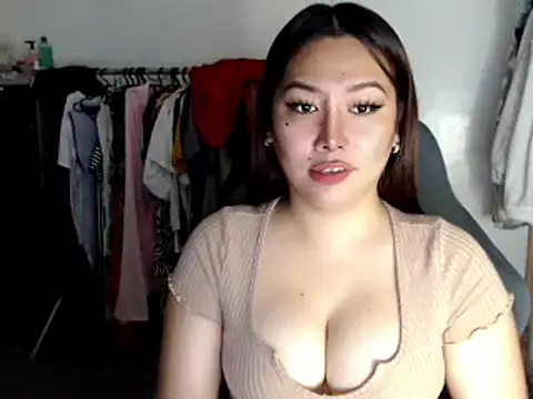 urqueendominant online show from March 7, 2025, 12:48 am