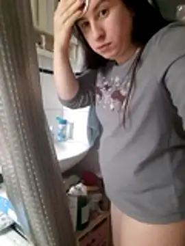 Snapshot of Tinka-Bella-Privat chatting on February 13, 2026, 1:18 pm Tinka-Bella-Privat online show from February 13, 2026, 1:18 pm