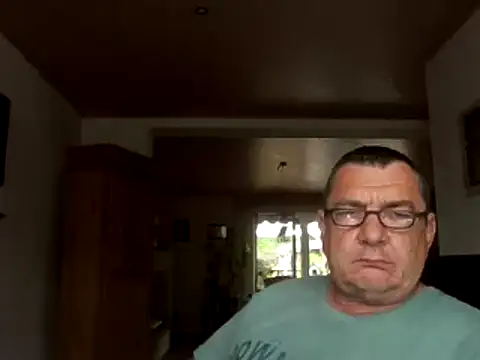 Nobbie444 online show from May 22, 2026, 8:42 am