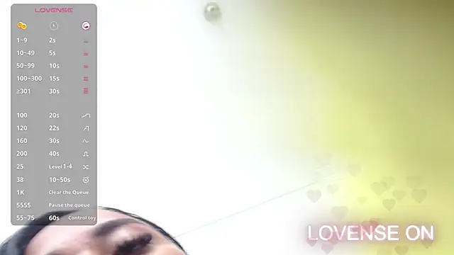 colombiamommy online show from December 26, 2024, 12:38 pm