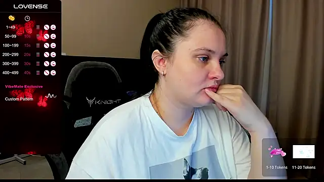 AlanaBrox online show from October 27, 2025, 12:09 pm