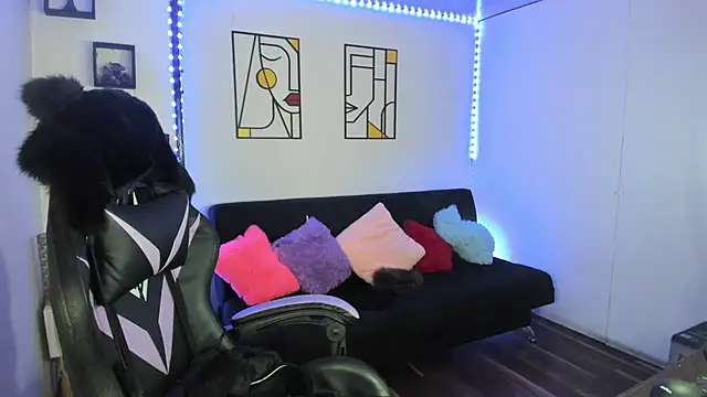 kay marie online show from March 19, 2025, 8:22 pm