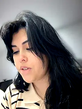 Alyaa s online show from October 10, 2025, 1:26 am