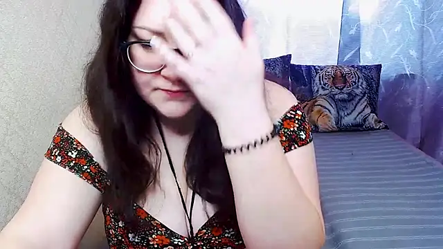 Sindy Jeniceee online show from February 12, 2026, 8:31 am