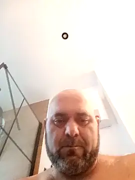 Czarny1104 online show from September 11, 2025, 5:35 pm