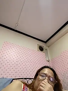 HotsexyNaughtysweetbaby online show from November 11, 2025, 7:30 am