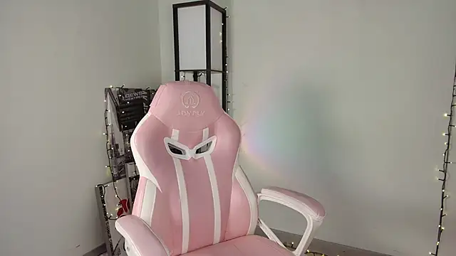 Snapshot of _monamour_ chatting on January 25, 2025, 2:14 pm monamour online show from January 25, 2025, 2:14 pm