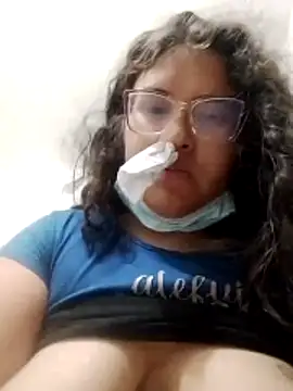 johannasexy97 online show from November 3, 2025, 8:26 am