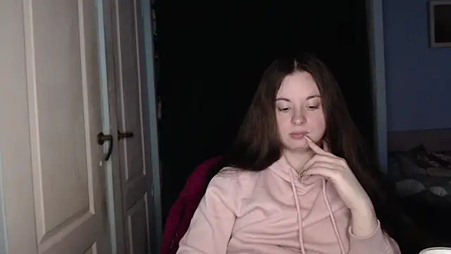 Snapshot of ryhhnnagold99 chatting on April 11, 2026, 5:28 pm ryhhnnagold99 online show from April 11, 2026, 5:28 pm