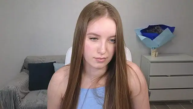 EvaMaddison online show from December 22, 2024, 6:48 pm