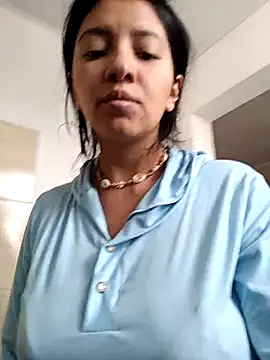 Snapshot of _AmyPresley_ chatting on August 4, 2026, 1:36 pm AmyPresley online show from August 4, 2026, 1:36 pm