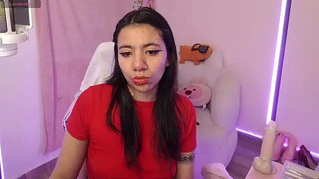 Nami usagi online show from October 17, 2025, 5:37 pm