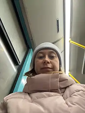 BrookeEvans online show from February 1, 2025, 6:51 pm