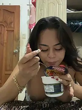 Thalia Cambridge online show from January 1, 2025, 12:53 am