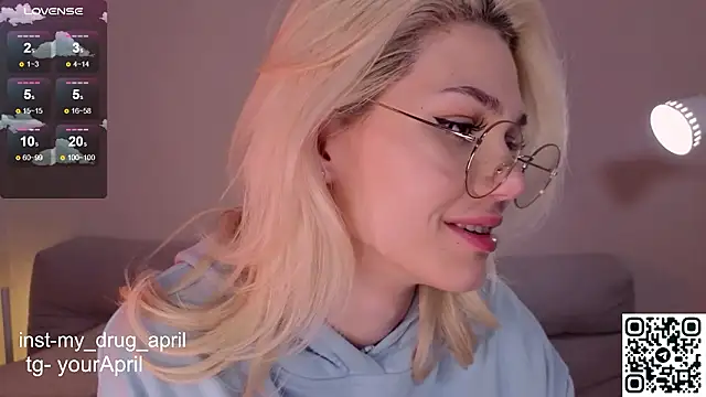 Snapshot of MyApril chatting on February 15, 2026, 9:00 pm MyApril online show from February 15, 2026, 9:00 pm