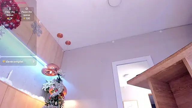 bonie lov online show from December 13, 2024, 11:06 pm