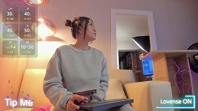 bonie lov online show from February 25, 2026, 10:30 pm