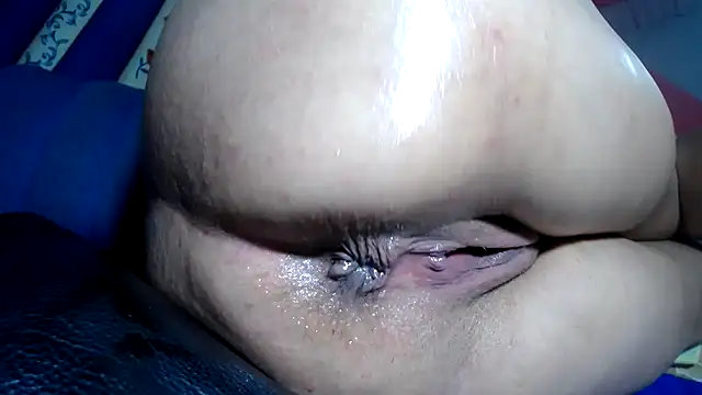 Vanessasweet2304 online show from January 20, 2025, 9:11 pm