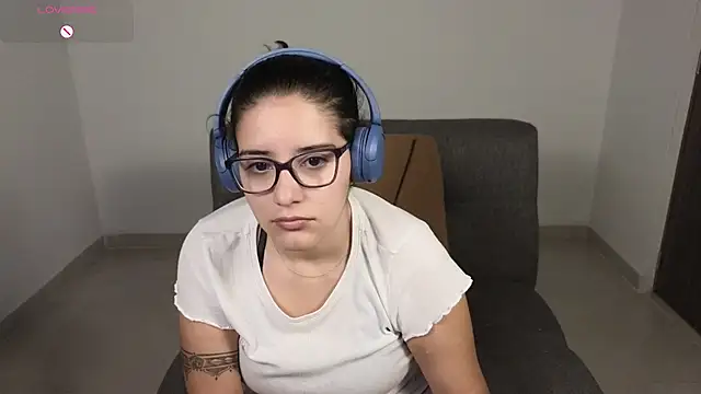 blue  moon  online show from October 10, 2025, 1:15 am