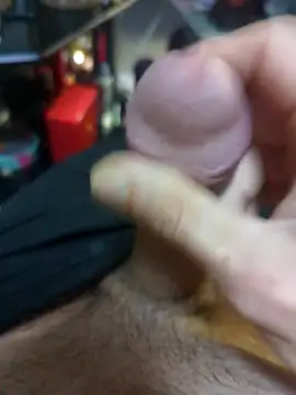 Dani el82xh online show from April 3, 2026, 5:38 am