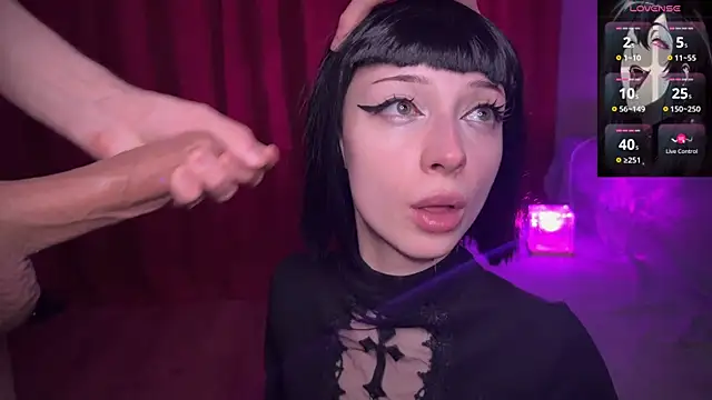 Snapshot of Handsomepure chatting on January 6, 2025, 12:16 am Handsomepure online show from January 6, 2025, 12:16 am