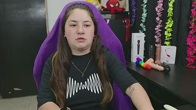 Snapshot of ann_bronw chatting on January 19, 2026, 11:25 am ann bronw online show from January 19, 2026, 11:25 am