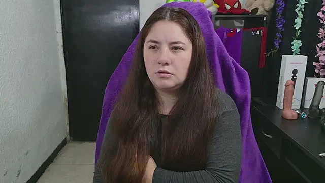 Snapshot of ann_bronw chatting on March 24, 2026, 11:37 am ann bronw online show from March 24, 2026, 11:37 am