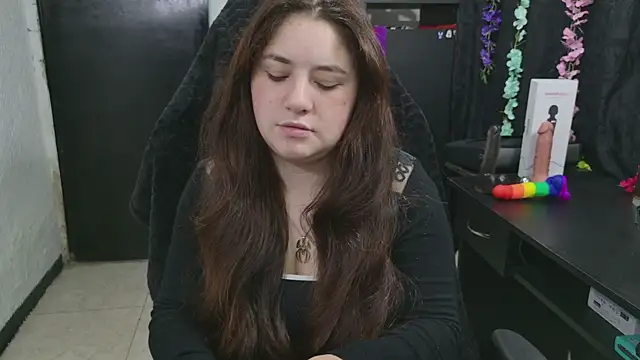 Snapshot of ann_bronw chatting on April 9, 2026, 12:32 pm ann bronw online show from April 9, 2026, 12:32 pm