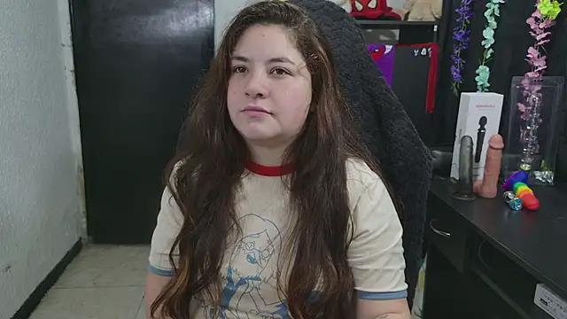 Snapshot of ann_bronw chatting on April 15, 2026, 11:39 am ann bronw online show from April 15, 2026, 11:39 am