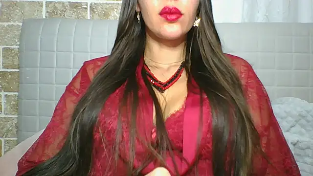 Glamour Grace online show from February 6, 2025, 7:18 pm