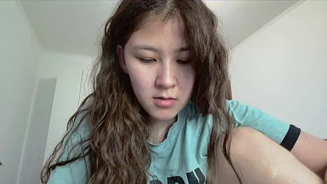 Riz girl online show from November 2, 2025, 11:23 am