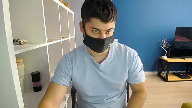 Tomguys online show from March 18, 2025, 9:20 am