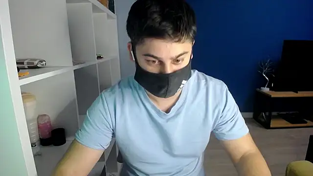 Tomguys online show from March 20, 2025, 6:09 pm