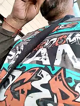 juandi21cm online show from February 24, 2025, 3:20 pm