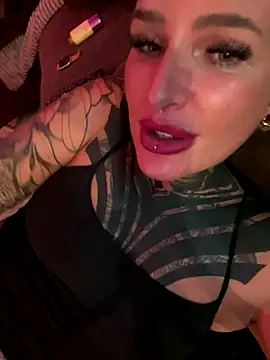 InkedBiitch online show from October 14, 2025, 7:36 pm