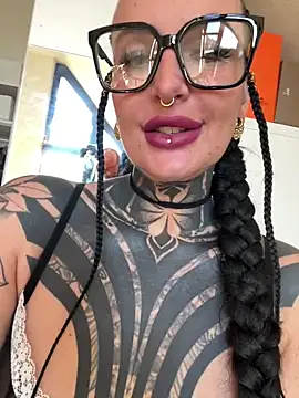 Snapshot of InkedBiitch chatting on March 2, 2026, 7:15 am InkedBiitch online show from March 2, 2026, 7:15 am