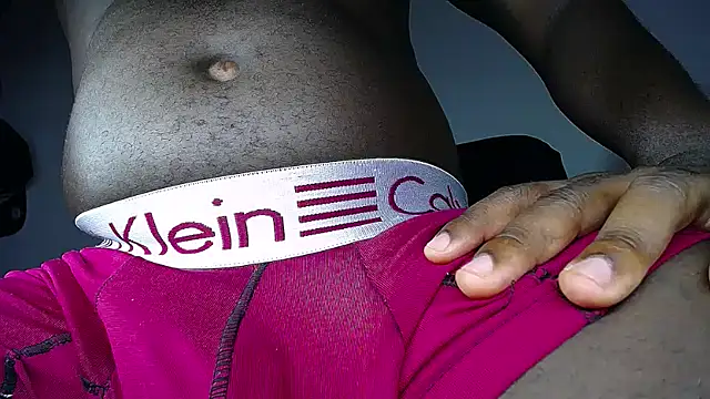 MAXJONES 2 online show from March 27, 2026, 7:13 pm