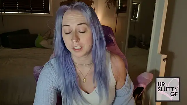 ursluttygf online show from May 31, 2026, 4:14 pm