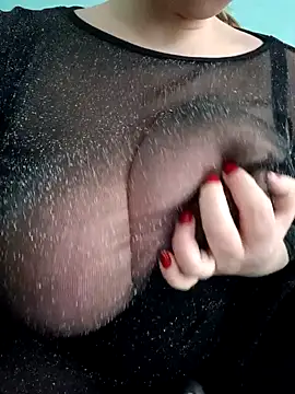 Snapshot of Emma96_hot chatting on December 19, 2024, 8:56 am Emma96 hot online show from December 19, 2024, 8:56 am