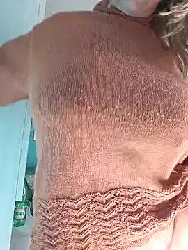 Snapshot of Emma96_hot chatting on January 8, 2025, 1:31 pm Emma96 hot online show from January 8, 2025, 1:31 pm