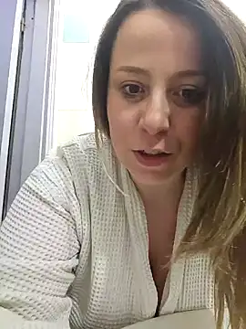 Snapshot of Emma96_hot chatting on March 6, 2025, 11:36 am Emma96 hot online show from March 6, 2025, 11:36 am