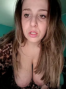 Snapshot of Emma96_hot chatting on March 13, 2025, 5:18 pm Emma96 hot online show from March 13, 2025, 5:18 pm