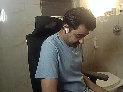 Snapshot of king_kong_india1 chatting on October 1, 2025, 5:30 pm king kong india1 online show from October 1, 2025, 5:30 pm