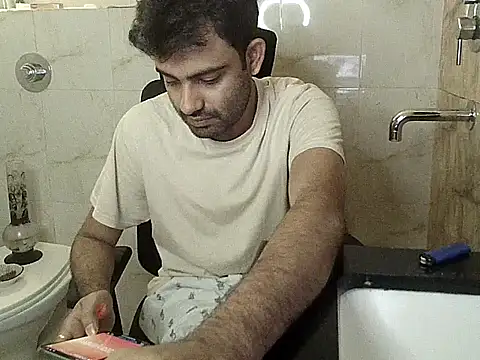 Snapshot of king_kong_india1 chatting on October 5, 2025, 5:28 am king kong india1 online show from October 5, 2025, 5:28 am