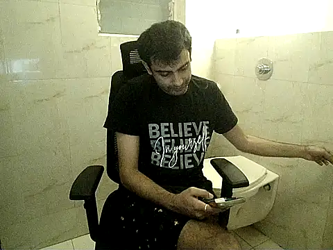 Snapshot of king_kong_india1 chatting on February 1, 2026, 10:03 am king kong india1 online show from February 1, 2026, 10:03 am