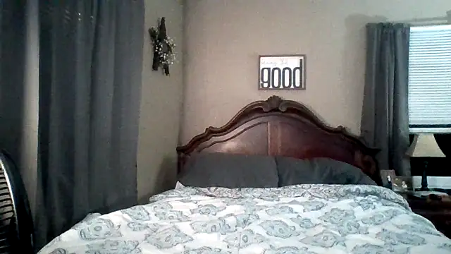 JoJoMonroe84 online show from April 25, 2026, 4:15 am