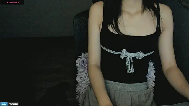 Ayase momo online show from March 9, 2025, 6:43 pm